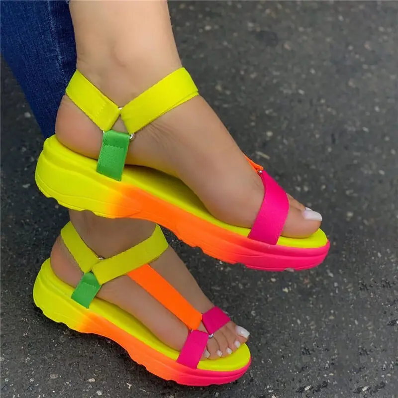 

2022 New Fashion Trend Multicolor Casual Shoes Women Flat Fashion Comfortable Sandals Women Sandals Women Sandals