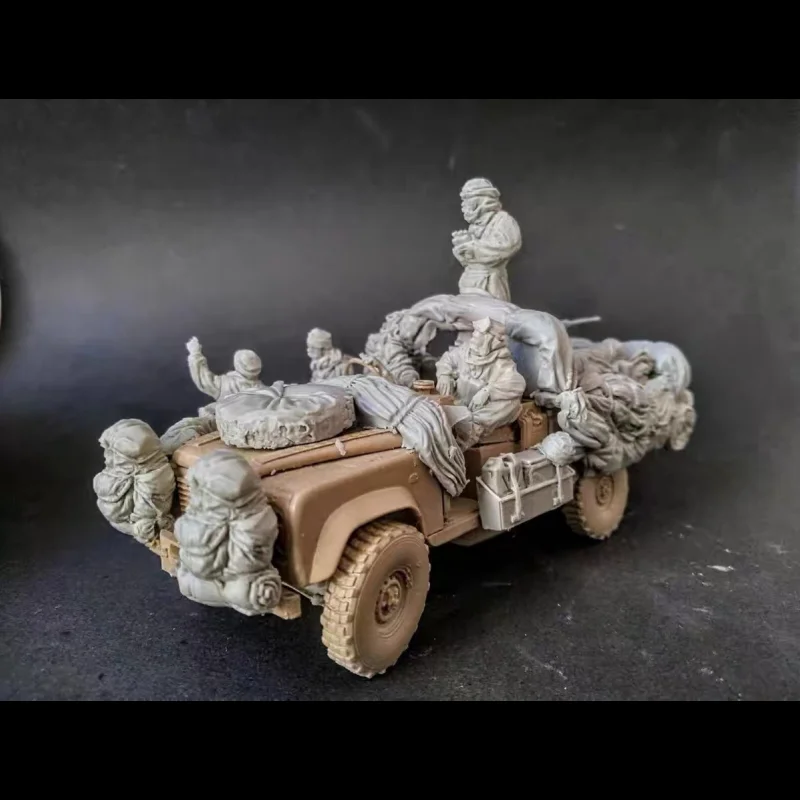 1/35 искусственная фигурка из смолы военная тема (5 человек с запахом) несобранный и