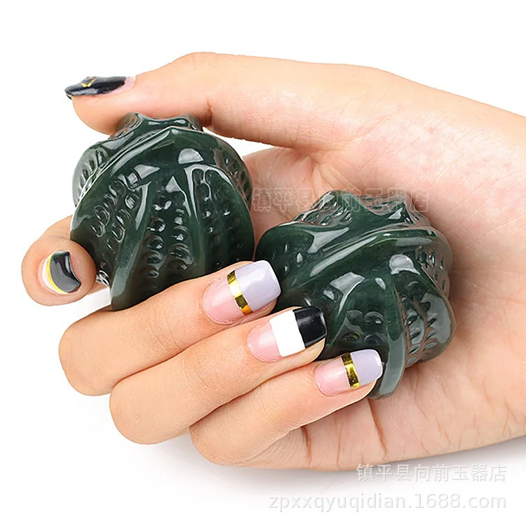 

Hotan Nephrite Walnut Toy Hotan Nephrite Collection Gift