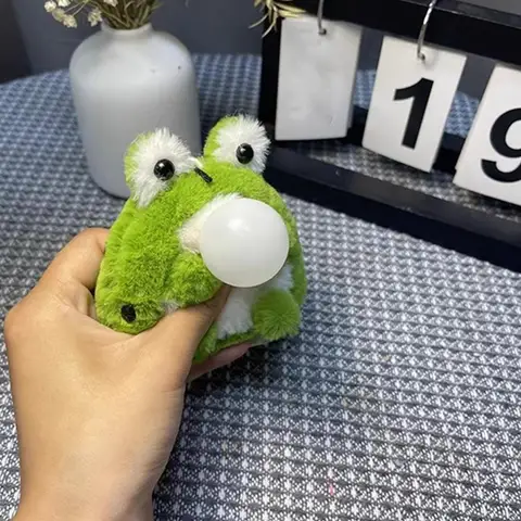 Сжимающая плюшевая лягушка зелёного цвета