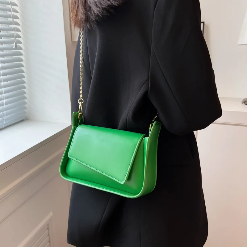 

Модные сумки для женщин 2022, мягкие дизайнерские сумки через плечо с ремешком на цепочке