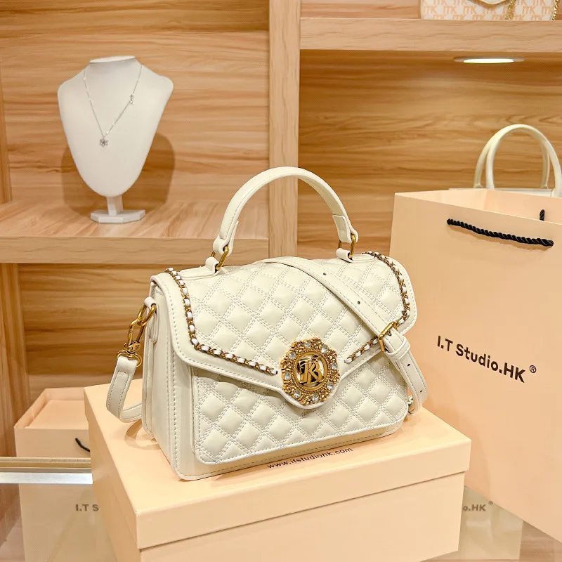 Женская сумка через плечо в стиле ретро