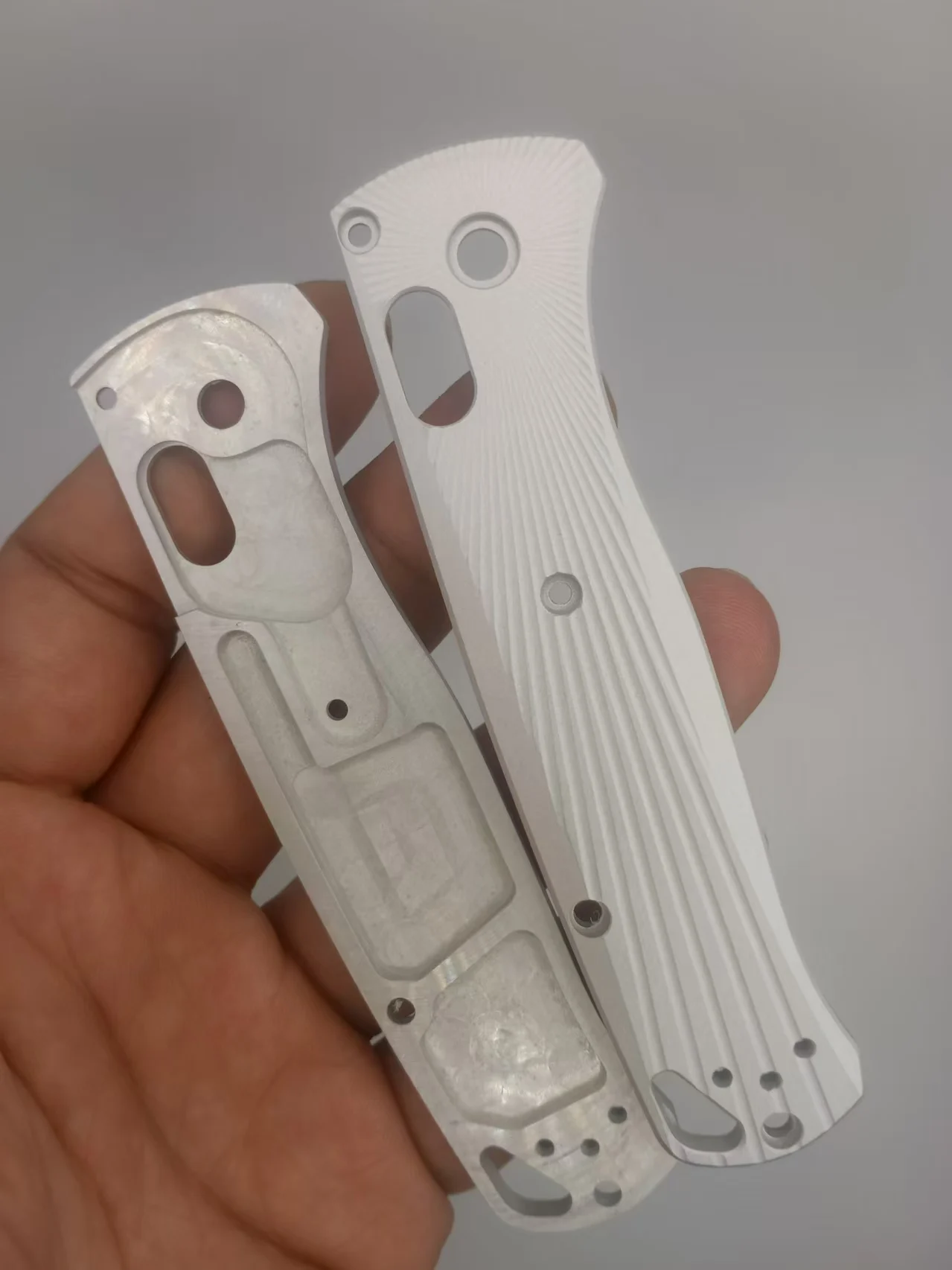 1 пара весов с ручкой из алюминиевого сплава для ножей Benchmade Bugout 535