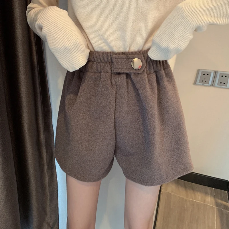 Рисунок 5 - Шорты новинка осень-зима 2019 корейская