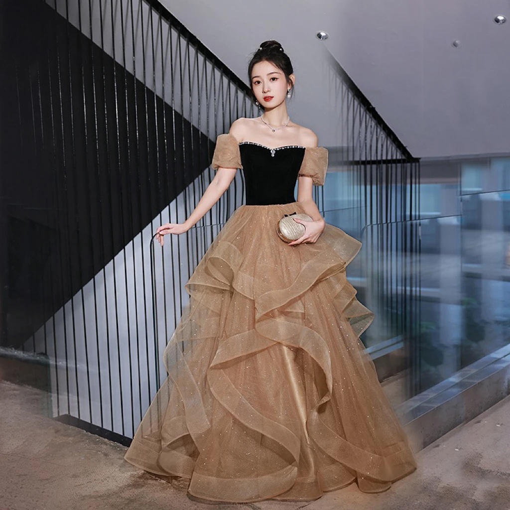 

Elegant Off Shoulder Evening Dresses A-line Boat Neck Tiered Square Collar Short Sleeve Backless Floor-Length Prom Gown Vestidos