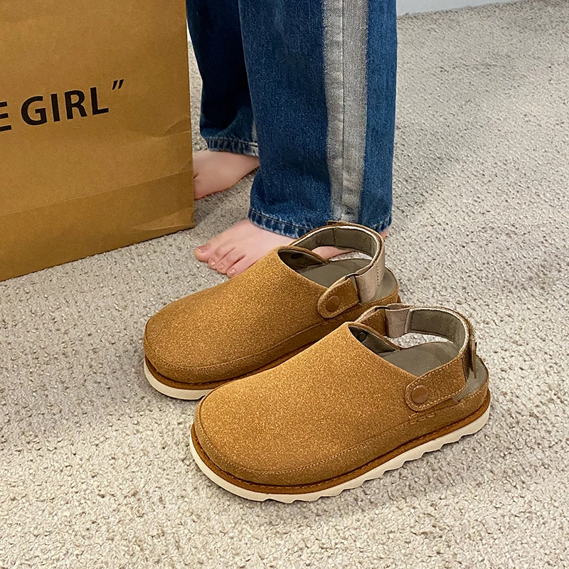 Женские тапочки с закрытым носком цвет в ассортименте