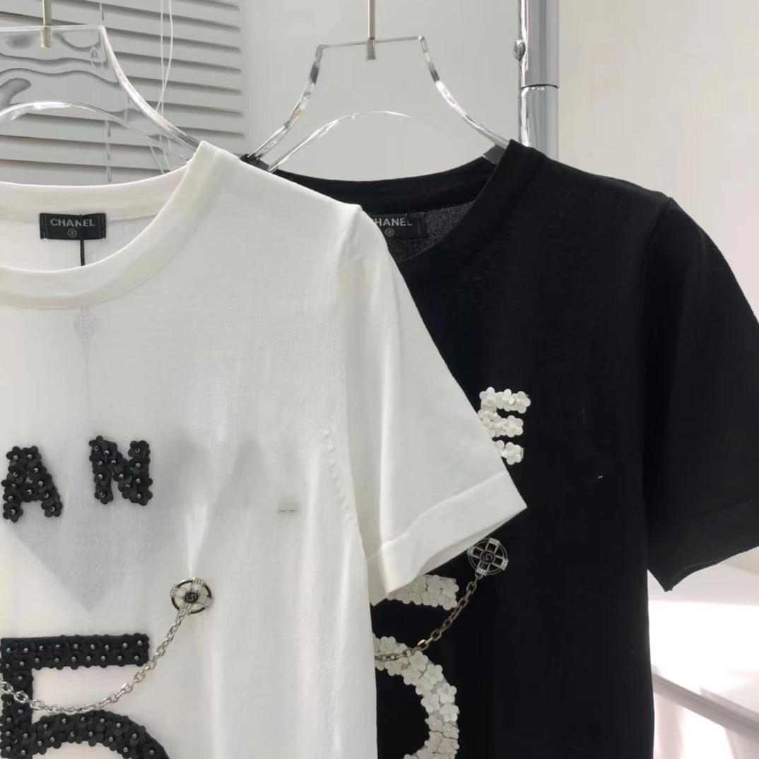 

Designer Summer New Beaded Flower Logo Leather No. 5 Letter Ladies Knitwear Luxury Fashion Women Short Sleeve Shirts 90