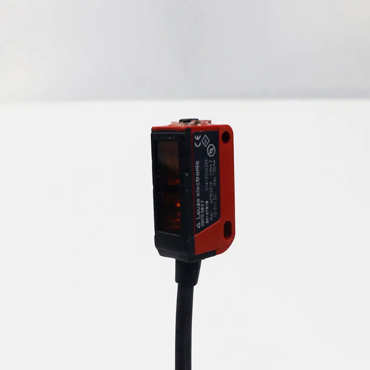 Новый LEUZE HRTR 3b/2 7 3B/6.7 Рассеянное отражение фотоэлектрический переключатель 50107918