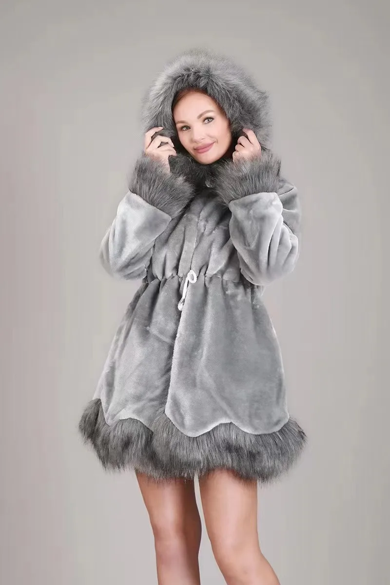 Winter 2022 Mink Fur Imitation Mink Fur Coat In The Long Hooded Big Coat Loose  Look Thin and Expensive Winter Coat Women