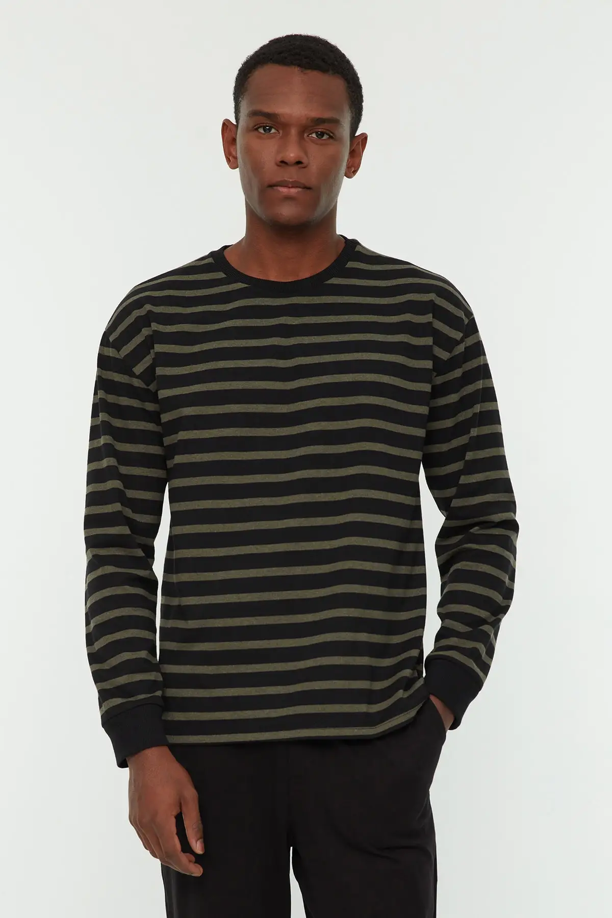 

Oversize Striped Knitted Male Sleepwear Top TMNAW22TS0218