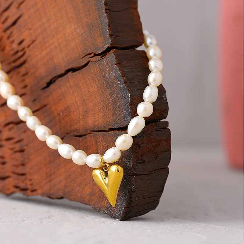 

Женское Ожерелье из натурального пресноводного жемчуга, ожерелье с подвеской в виде сердца из 18-каратного золота, роскошное Ювелирное Укра...