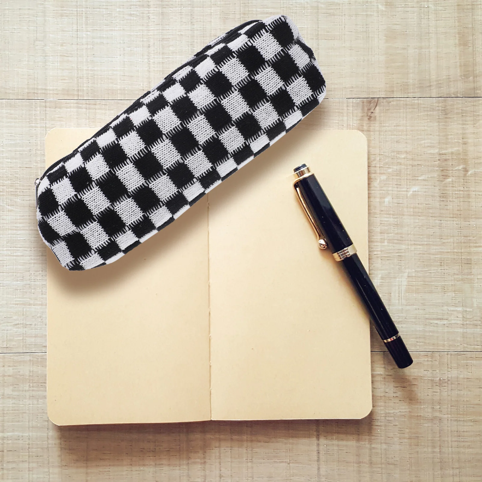 

Zipper Design Stationery Bag Multi-use Pen Storage Pouch Travel Pencils Bag