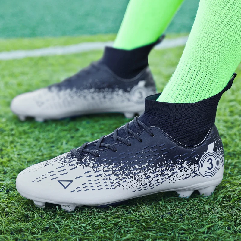 New Soccer Shoes for Men Long Nails Kid Football Field Boots Children's Training Football Shoes Parent-child Sneakers for Boy