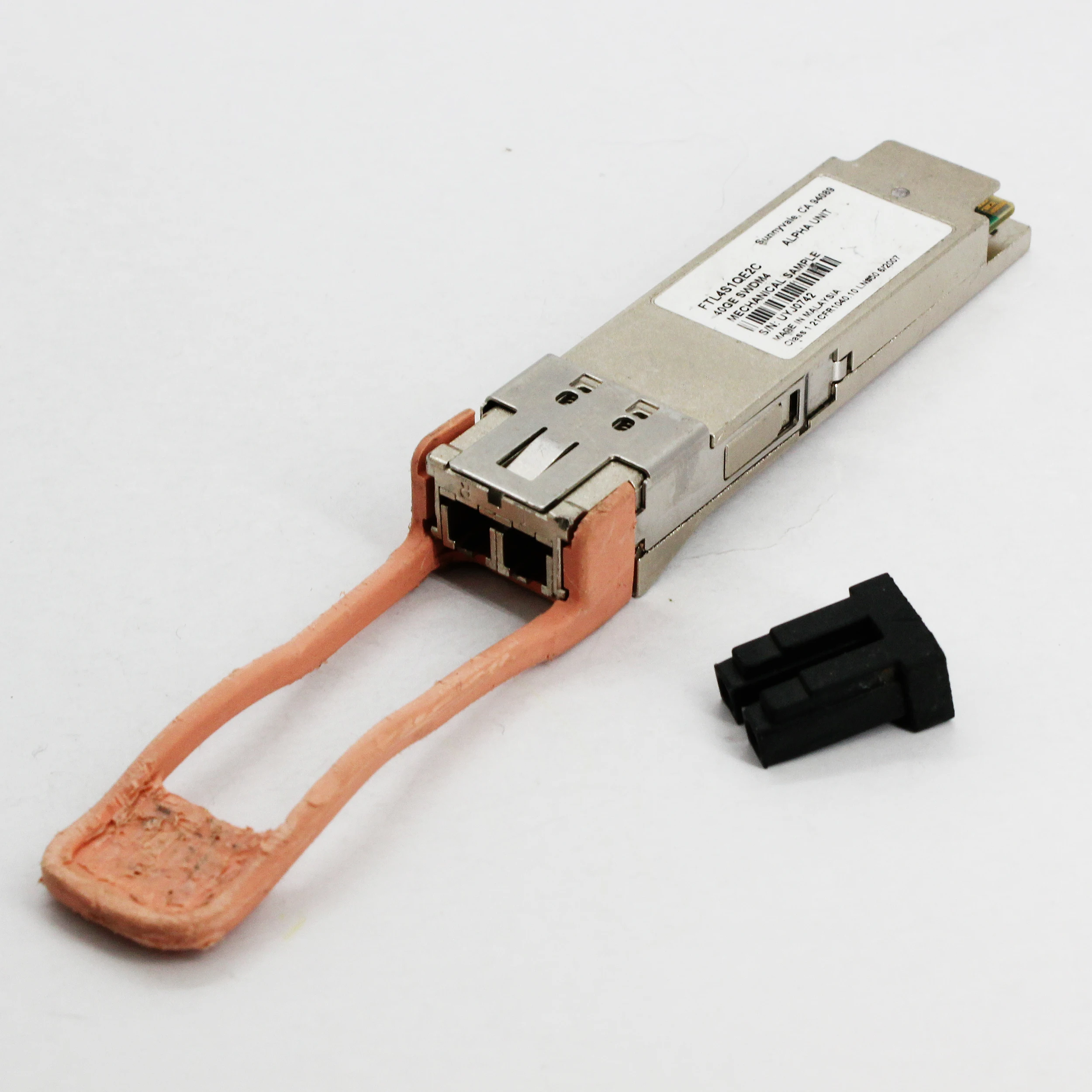 Подлинный для Finisar FTL4S1QE2C Alpha unit 40GE SWDM4 850nm MMF 300m LC QSFP бывший в употреблении