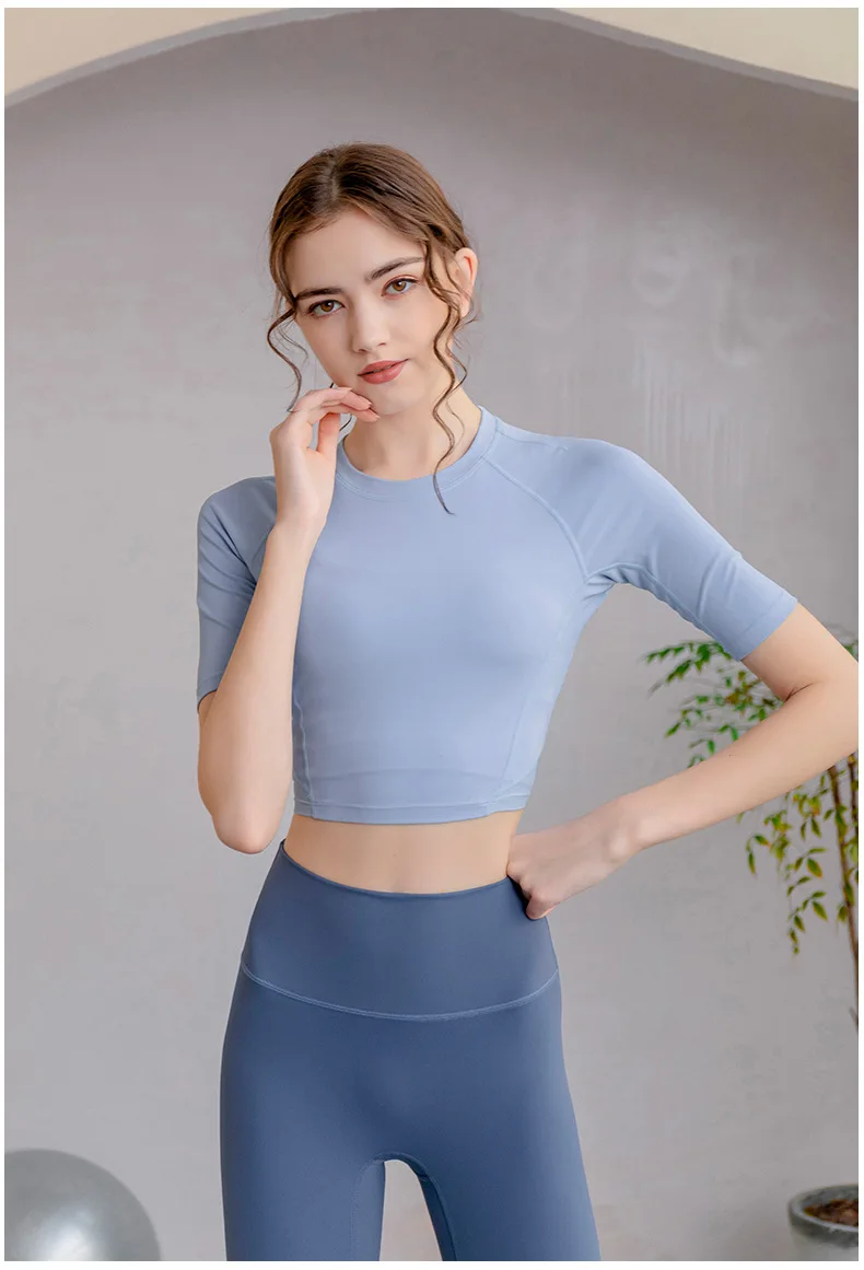 

Solid color round neck fashion women's summer casual T-shirt 2022 gray