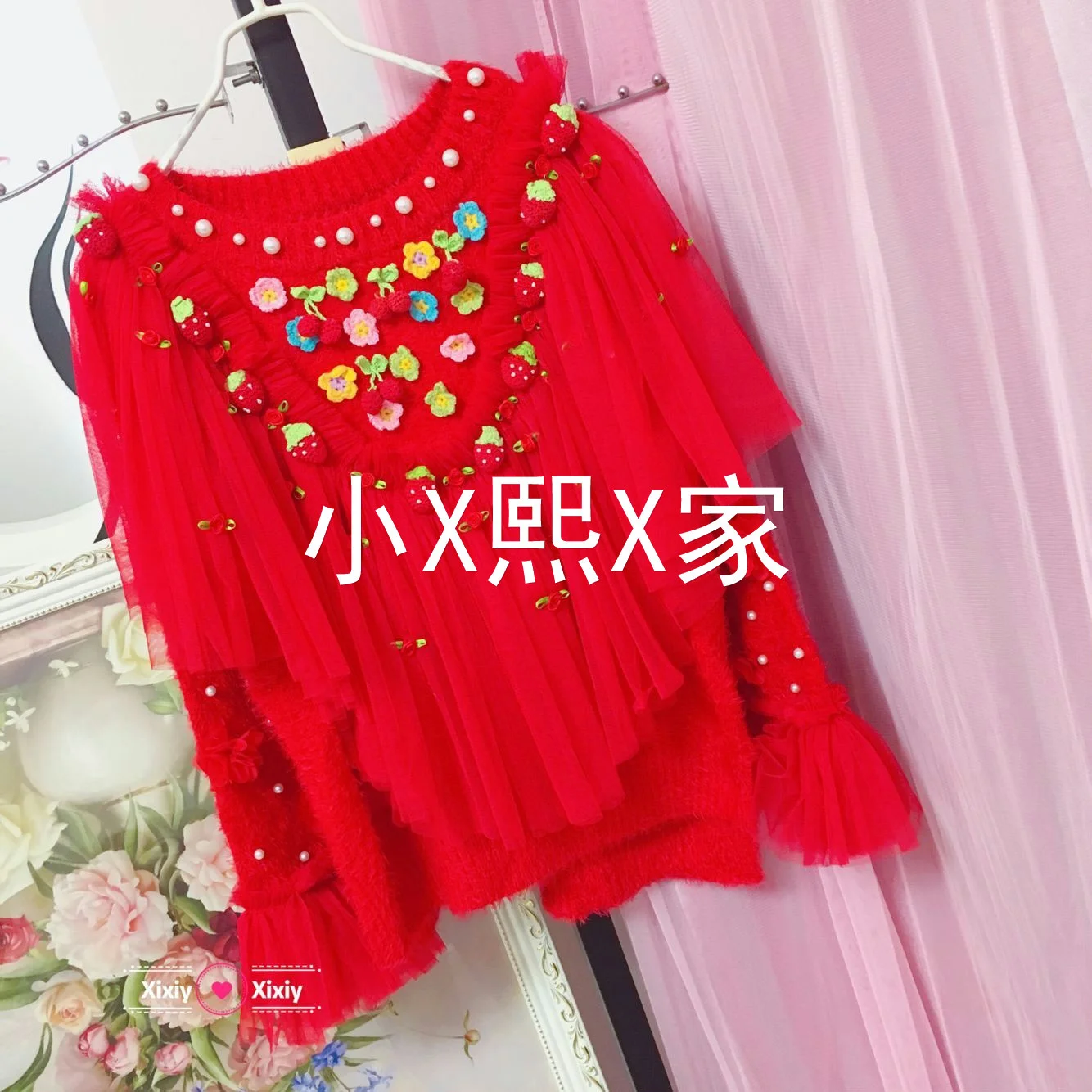 Рисунок 2 - Женская трикотажная одежда на осень