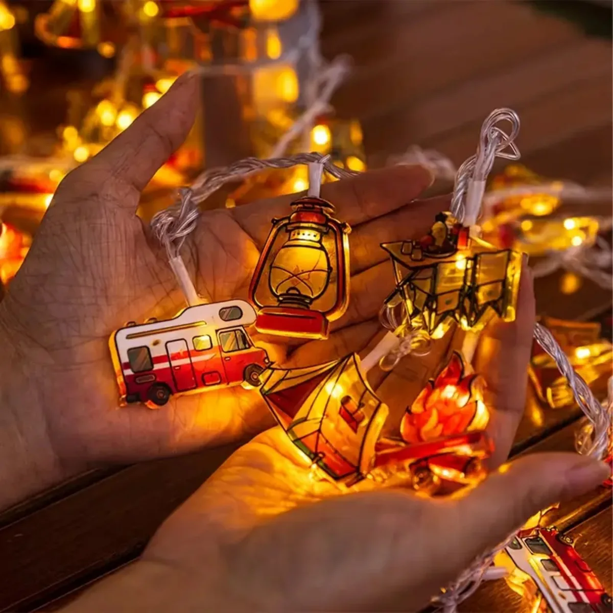 

Светодиодные гирлянды Peach Forest для кемпинга