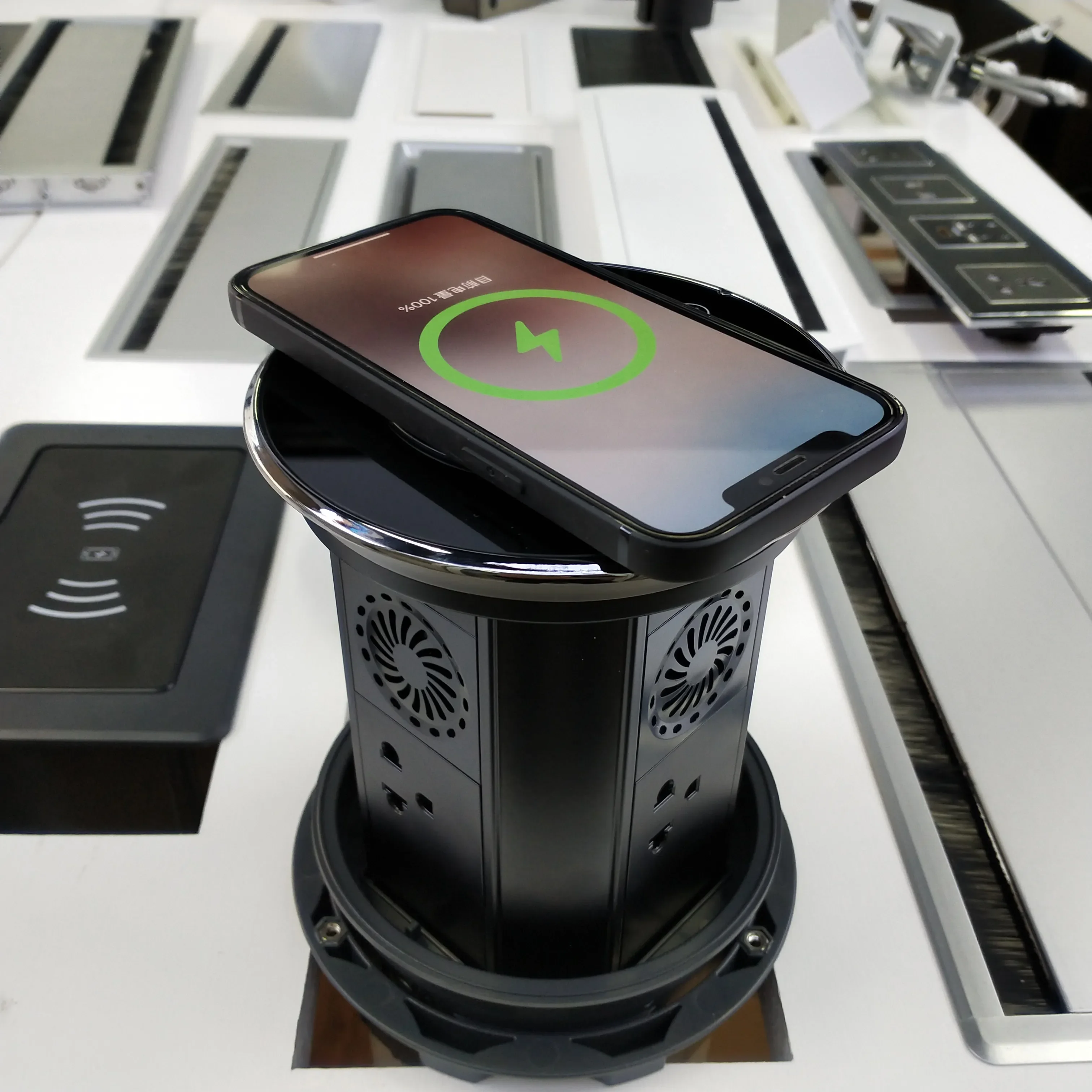 

Black US Power IP65 Waterproof Wifi Smart Motorized Kitchen Worktop Tower Pop Up Usb-c Socket with Wireless Charging Speaker