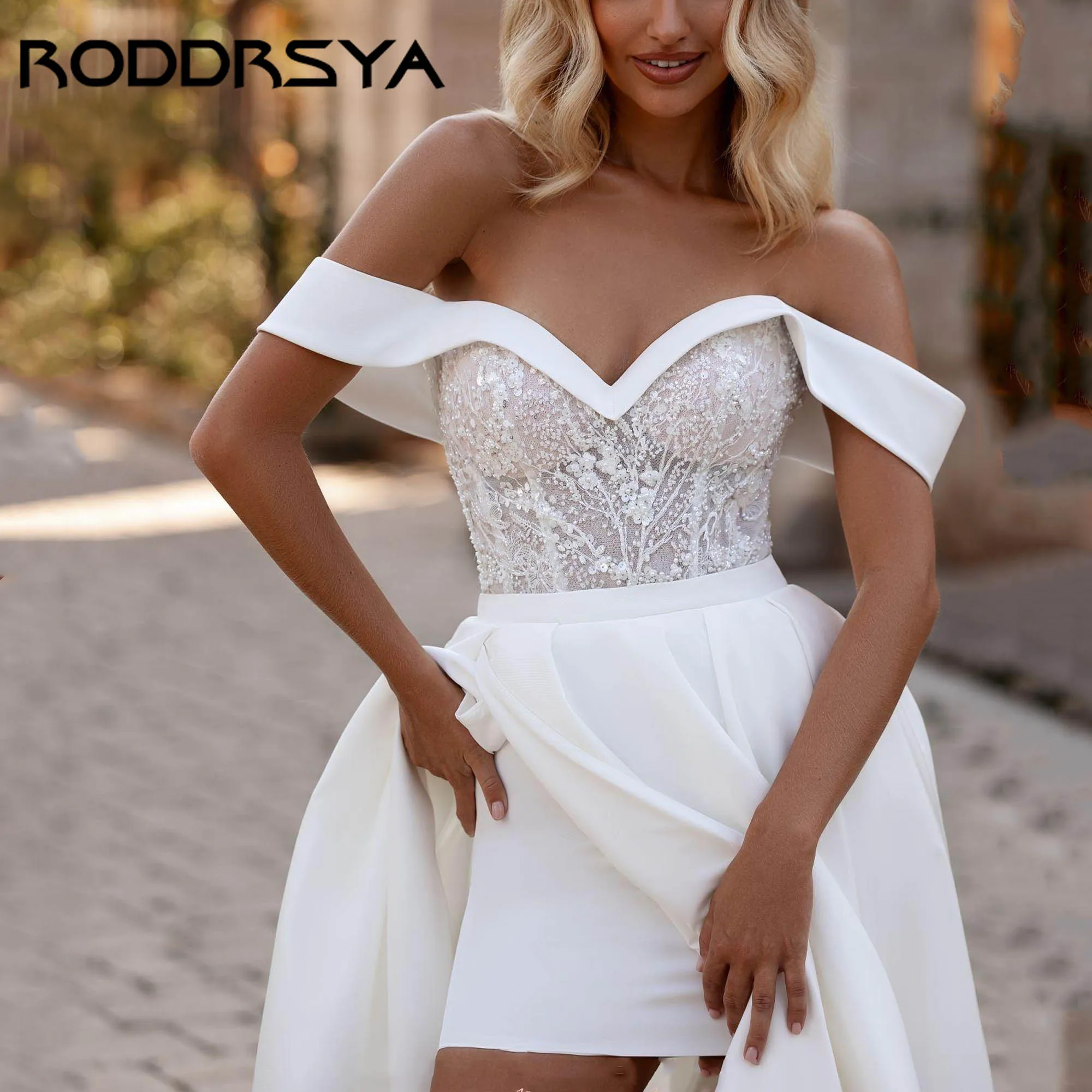 Фото RODDRSY атласные классические свадебные платья с открытыми плечами, милое свадебное платье трапециевидной формы с высоким разрезом и открытой спиной, платья de novia по индивидуальному заказу №4