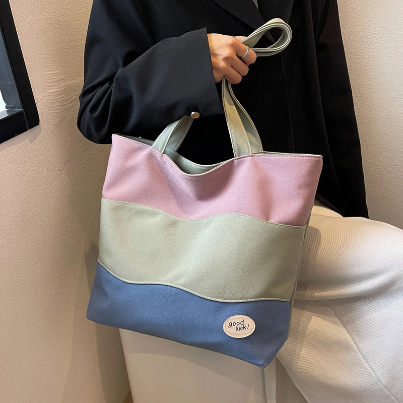 

Модные женские сумки на плечо со вставками, Женская Холщовая Сумка большой вместимости, роскошная дизайнерская сумка, Удобная дорожная сум...