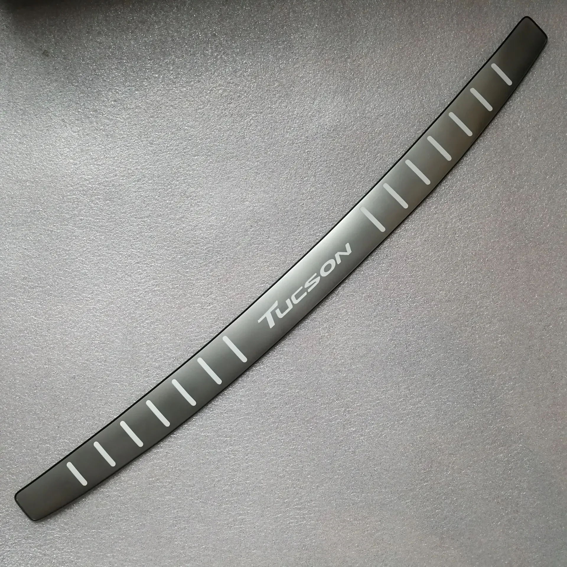 

Ультратонкая автомобильная защита заднего бампера из нержавеющей стали, порог багажника, задняя защита, протектор, Стайлинг автомобиля для Hyundai Tucson 2015-2019