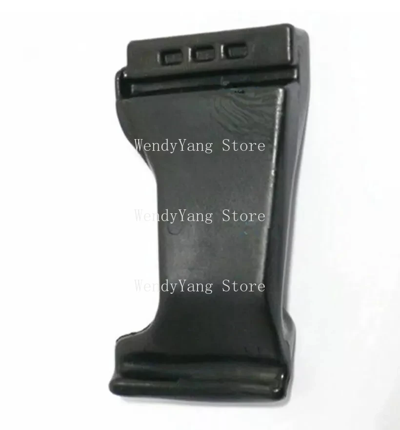 Автомобильный шиномонтажный станок с автоматической утиной головкой