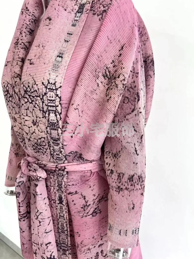 Женское платье с принтом ALSEY Miyake зимнее длинным рукавом и отложным воротником 2024