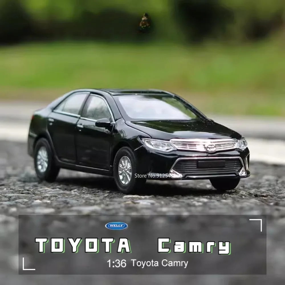 

1/36 2016 TOYOTA Camry Toy Car Model Alloy Diecast Pull Back Simulation Collectible Scale Model Car Toys for Kids Holiday Gifts