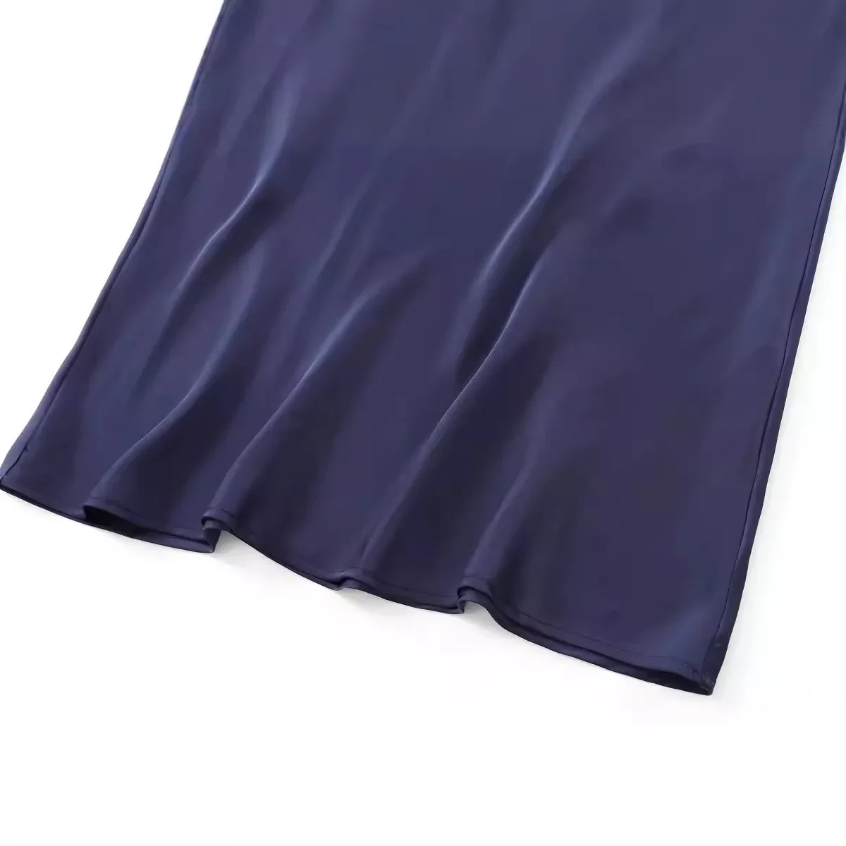 Осень 2024 новая женская одежда для похудения разглаживающее длинное платье в