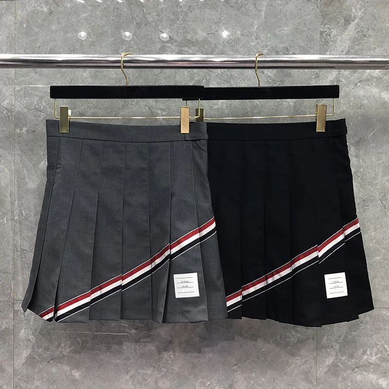 

Fashion TB THOM 2023 Brand Skirts Women Slim Fit Skirts Above Knee Length Patchwork Casual Summer High Waist Short Pleated Skirt