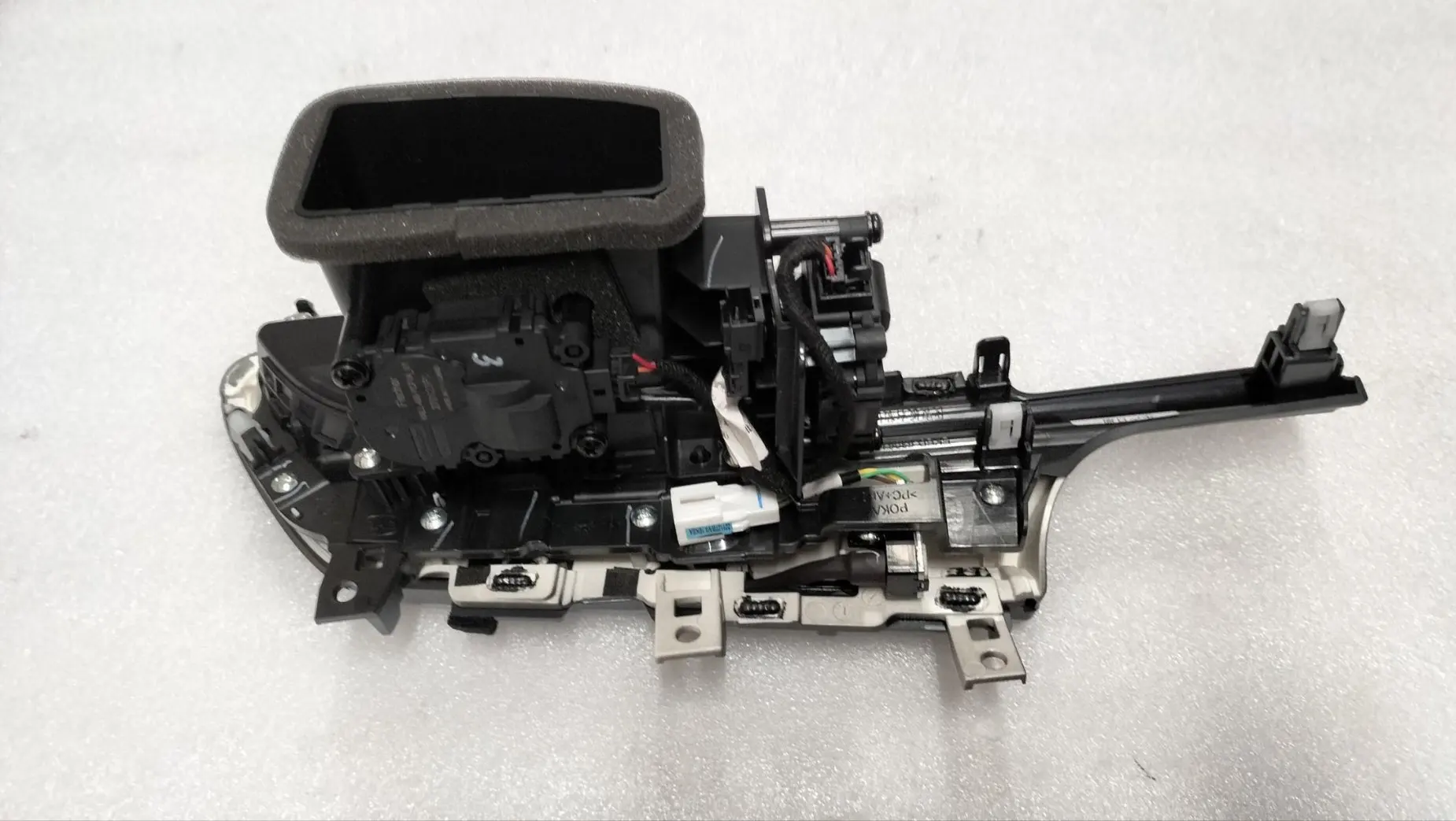 Для BYD SEAL Декоративная панель приборной панели в сборе EKED- 5306140 A-00HBN 5306150 Правый и