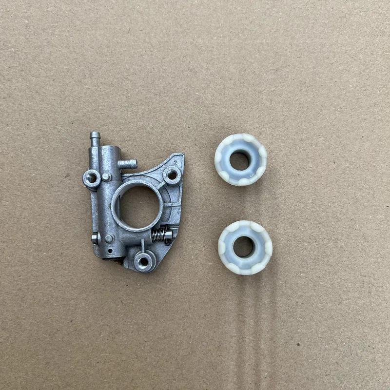 Масляный насос 6/7 зубьев и Червячная Шестерня для бензопилы