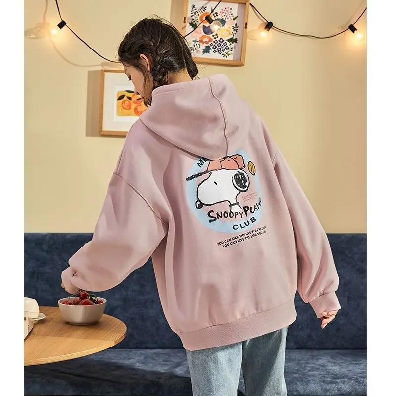 

Свитер Snoopy женский с мультяшным принтом, свободный плотный топ с капюшоном, из бархата, для девочек, подарок на день рождения, Осень-зима