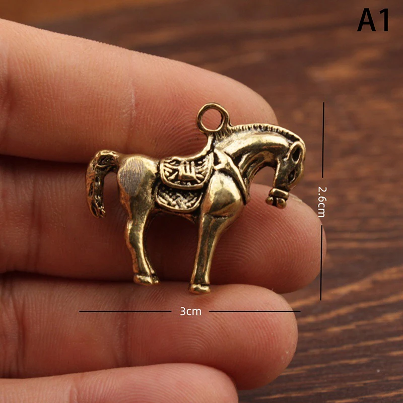 

Бронзовые фигурки лошадей 2026 года