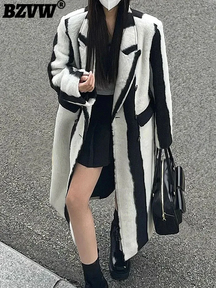 

Женское шерстяное пальто BZVW, Осень-зима 2023, винтажное черно-белое Полосатое дизайнерское свободное утепленное пальто средней длины для женщин 25x3383