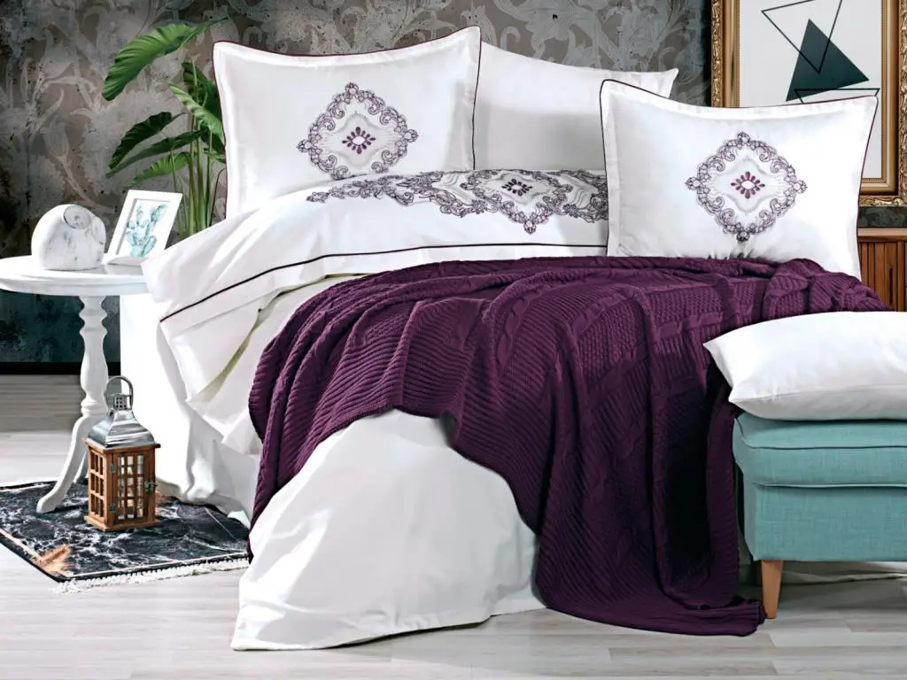 

Bianka Luxury Embroideried Bridal Set 7 Piece Damson