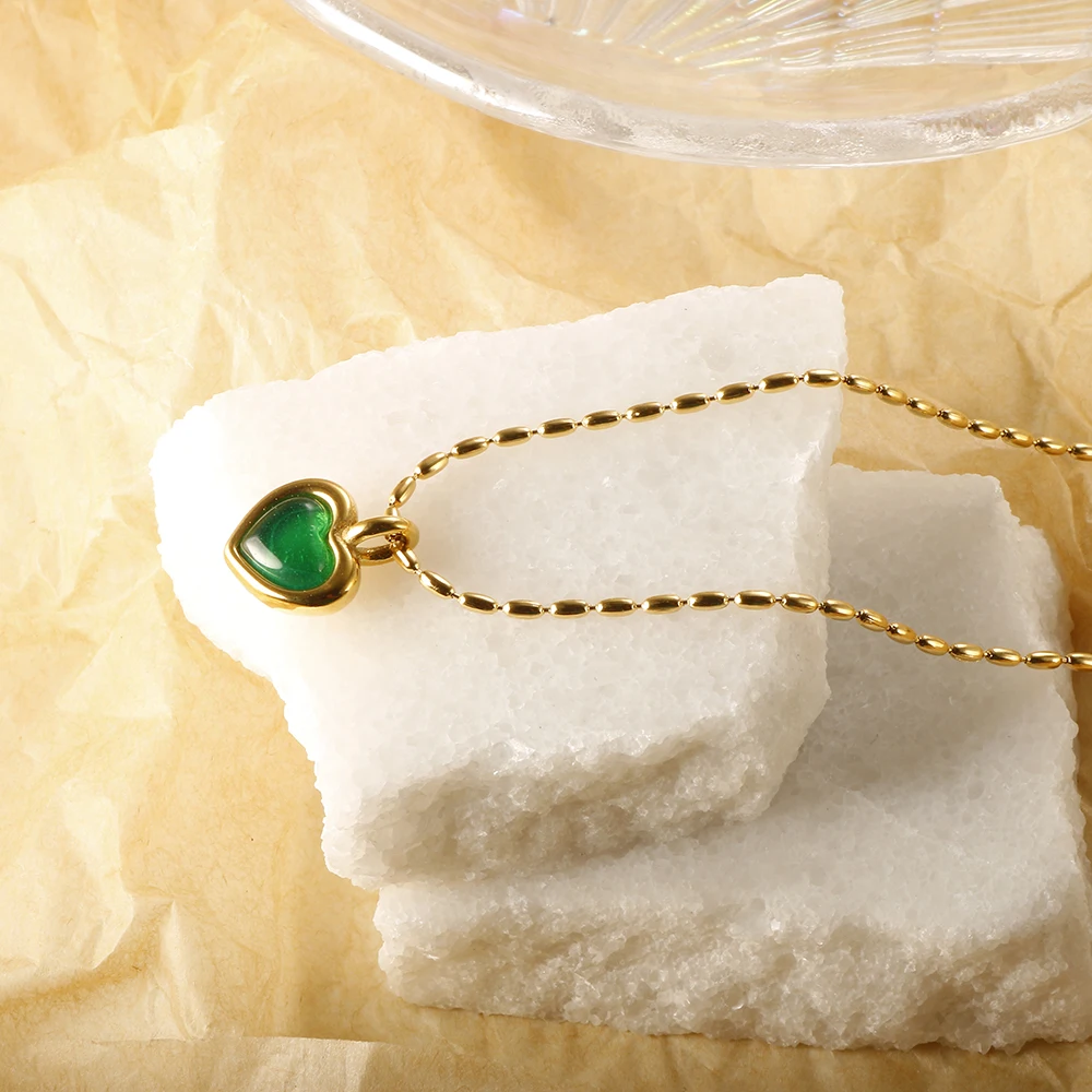 Новый Ins простой кулон с зеленым сердцем ожерелье любовью цепочка из бусин