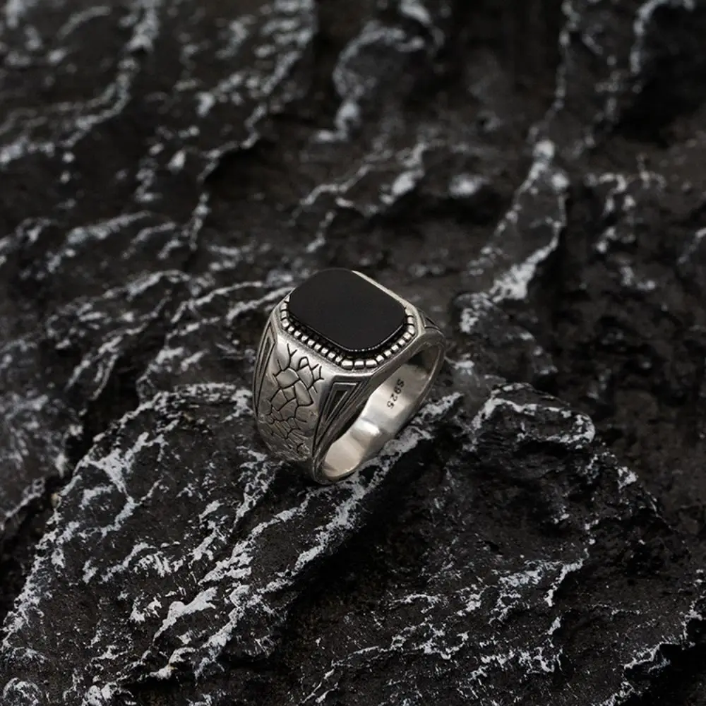 Мужское серебряное кольцо