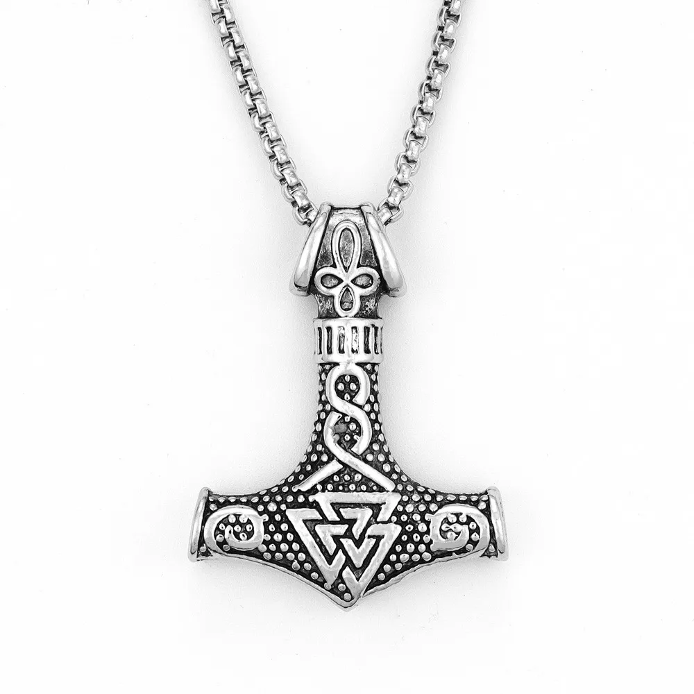 Ожерелье с кулоном в стиле викингов