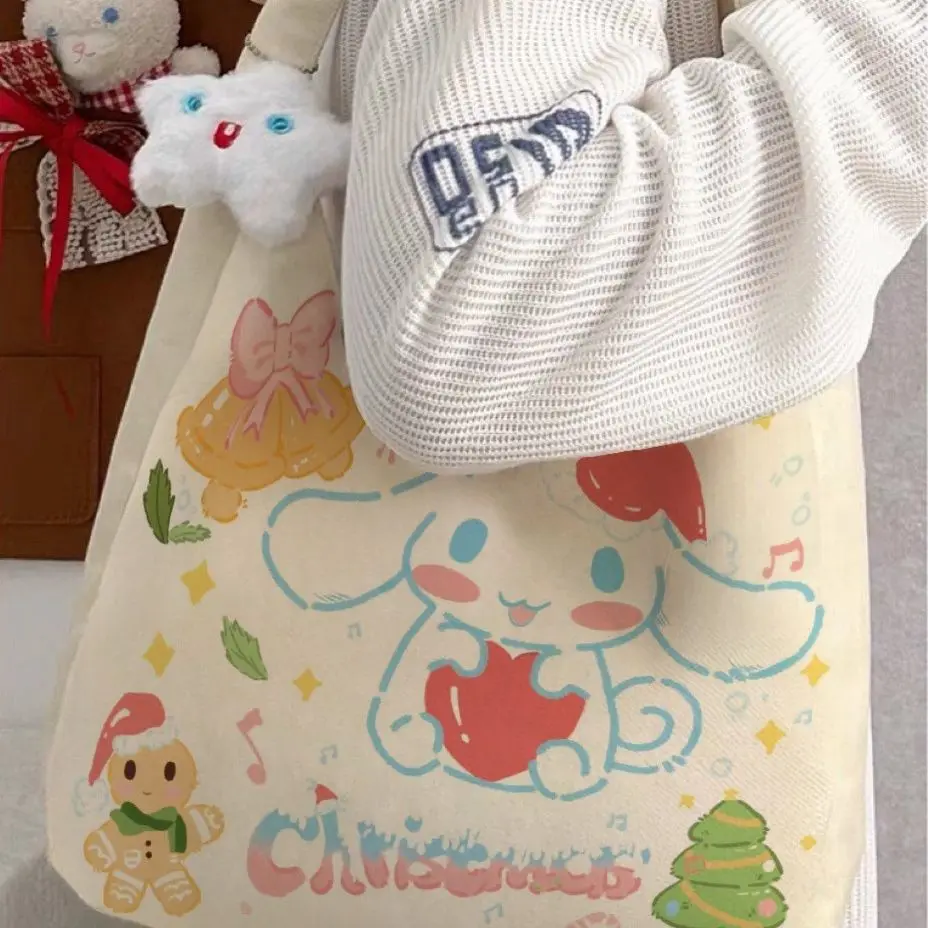 Фото Сумка-хобо из холщовой ткани Kawaii Sanrio Cinnamoroll в рождественском стиле — милая мультяшная сумка через плечо с праздничными принтами №5
