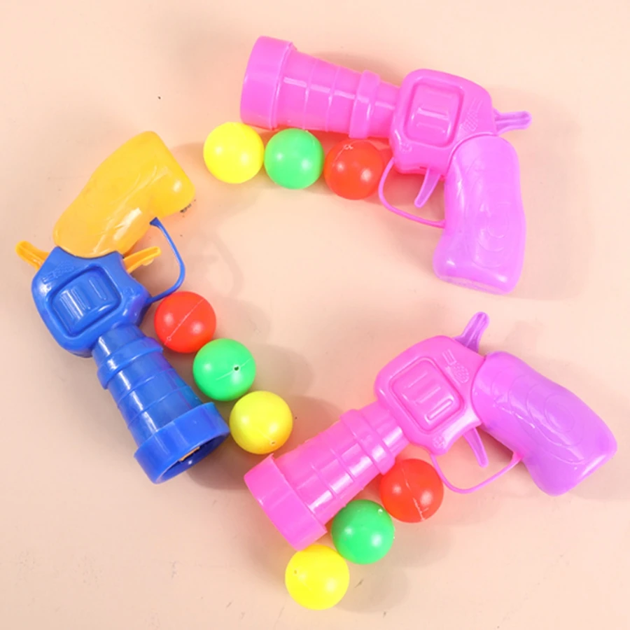 Игрушка для кошек помогает мне расслабить плюшевый мяч пистолет стрельбы