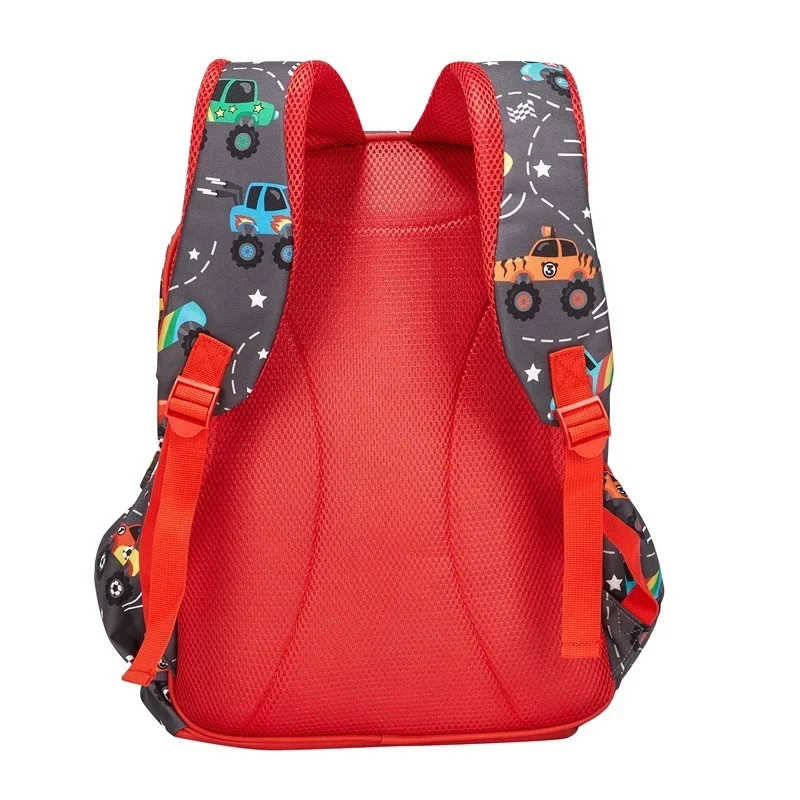 Рисунок 5 - Школьный ранец с мультипликационным рисунком