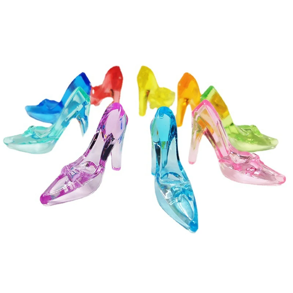 

Набор миниатюр обуви из акрила 10 шт.