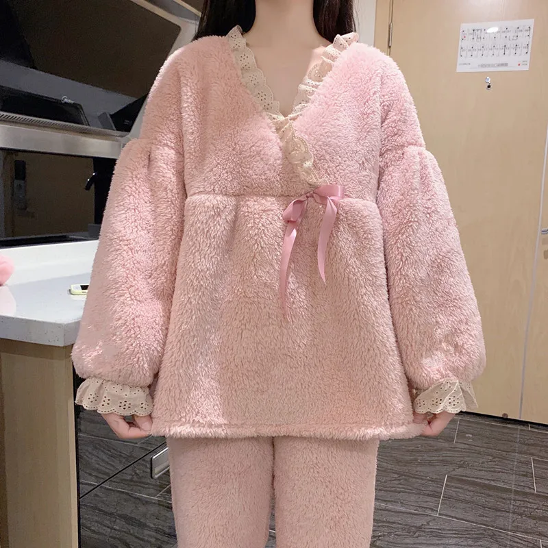 Women Pajama Sets V-neck Lace Patchwork Cute Coral Velvet Pyjamas Warm Sweet Pink Sleepwear Long Sleeve Loungewear Princess New