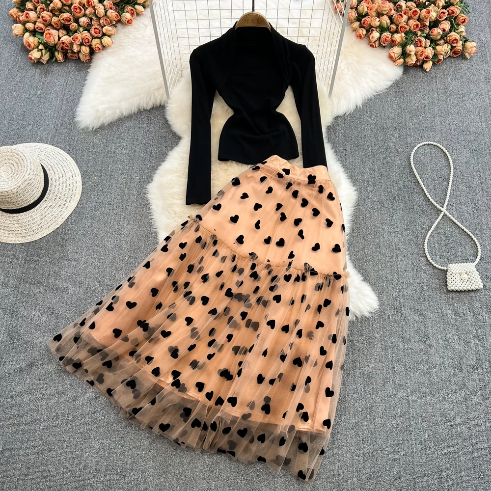 

2022 New Fashion Women Long Sleeve Black Tops + High Waist Mesh Patchwork Polka Dot A Line Skirt Two Piece Sets Female Suits