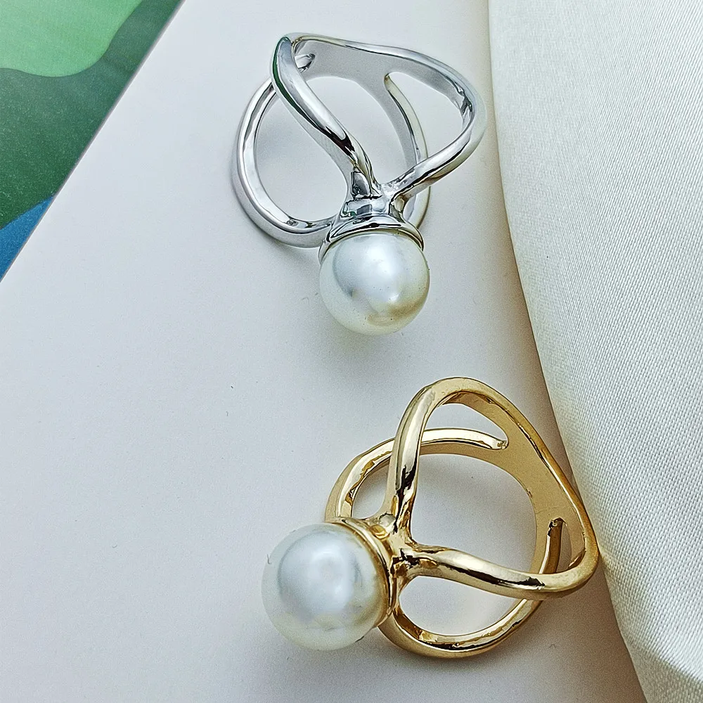 

Fashion Scarves Buckle Women Brooches Stainless Steel Ring Scarfs Buckles Simple Cross Crystal Scarf Clip Metal Brooch Jewelry