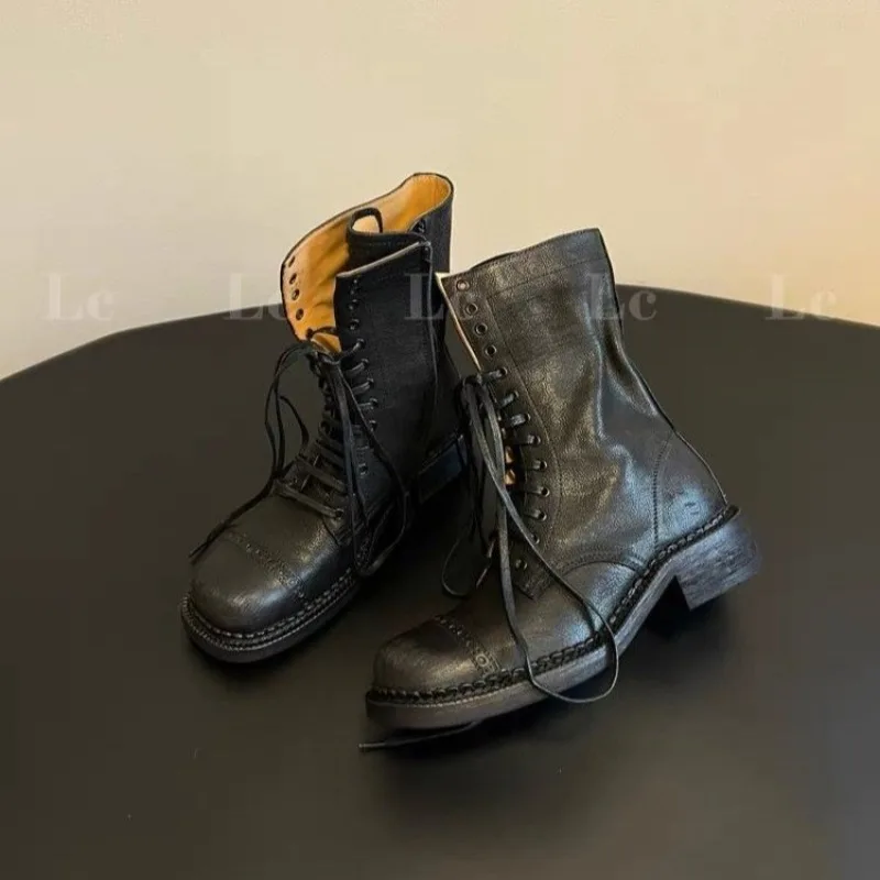 Ботинки женские на шнуровке