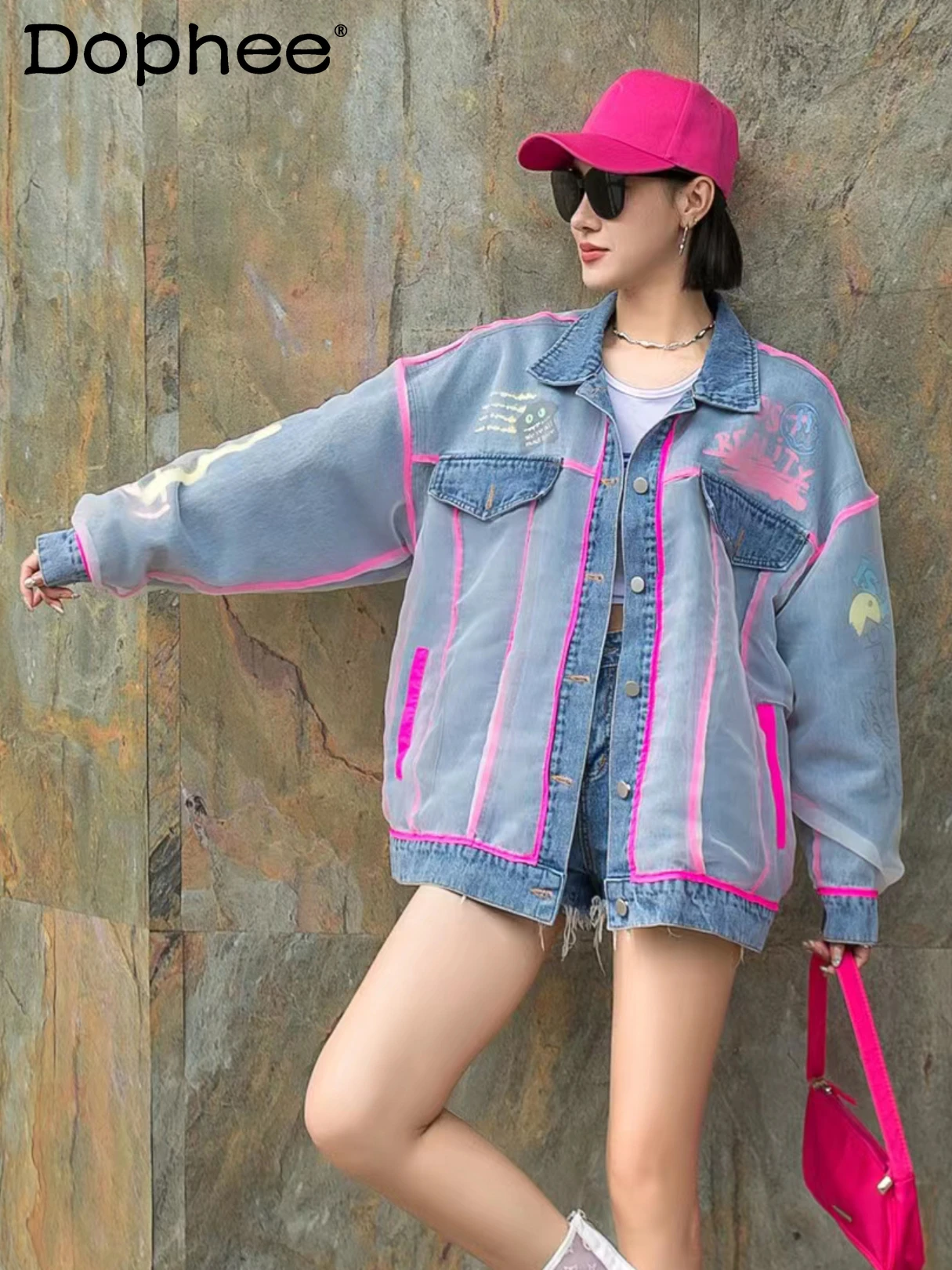 

2022 Spring New Street Graffiti Mesh Stitching Contrast Color Denim Jacket Women Fashion All-Matching Single-Breasted Jeans Coat