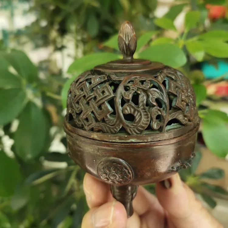 

Antique hollow auspicious lotus incense burner incense burner sandalwood furnace patina old home tea ceremony tea pet craft