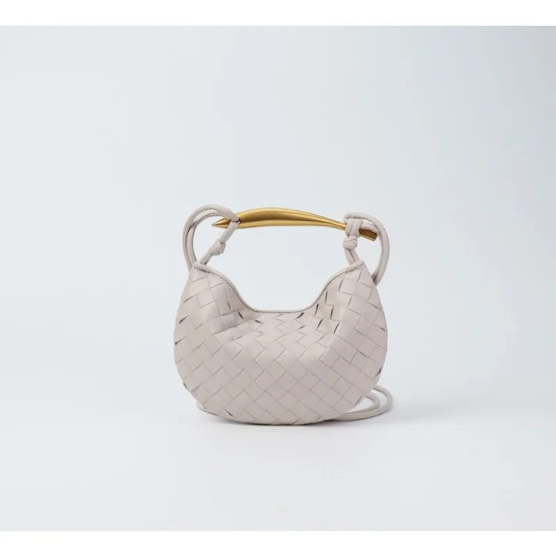 Рисунок 3 - Сумка женская плетеная через плечо